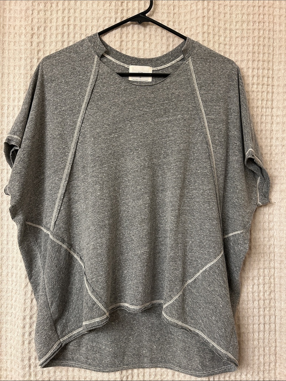 Rare t.la Anthropologie Grey Shapeless Tee Size Small